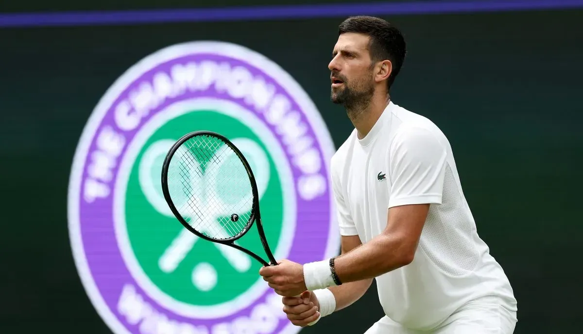 Djokovic elimina Tsitsipas e segue para a terceira ronda de Wimbledon